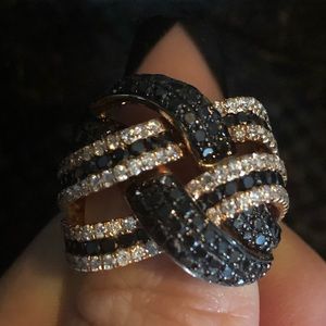 18K Rose Gold 4 Rows of Black White Diamond Ring